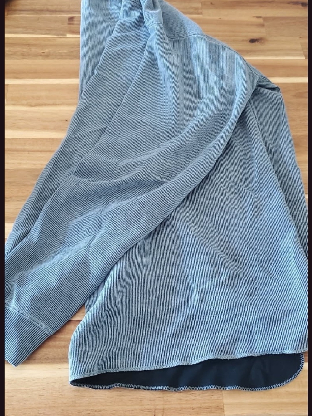 Men's Lightweight Grey Ribbed Sweater - Classic Crew